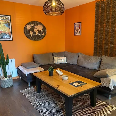 Apartment Oha Cases *