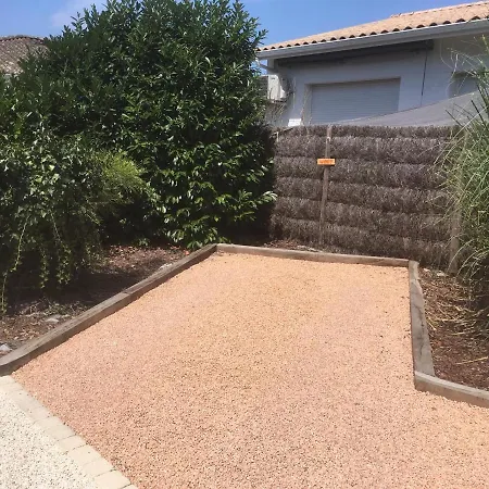 Apartment Oha Cases *